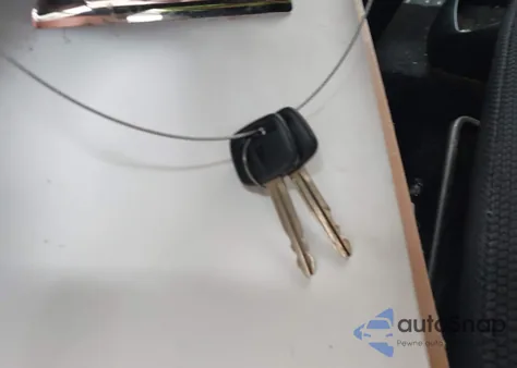 2006 Pontiac Vibe from USA, damaged, VIN 5Y2SL65886Z441817